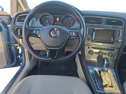 Used 2015 Volkswagen e-Golf SEL Premium image 11