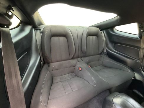 Used 2022 Ford Mustang Coupe RWD image 20