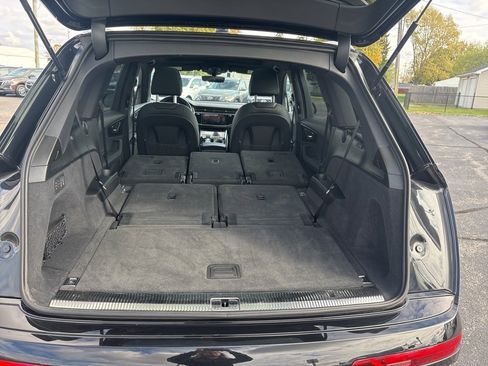 Used 2025 Audi Q7 3.0T Premium Plus image 34