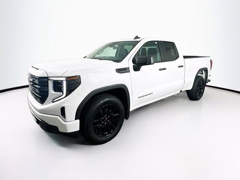 Used 2024 GMC Sierra 1500 Pro w/ Graphite Edition image 3
