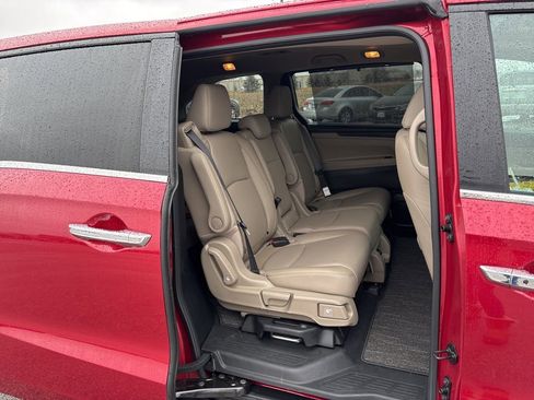 Used 2024 Honda Odyssey EX-L image 12