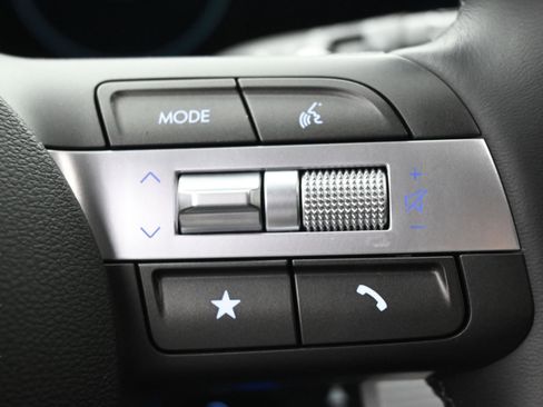 Used 2024 Hyundai Kona SEL w/ Convenience Package image 18