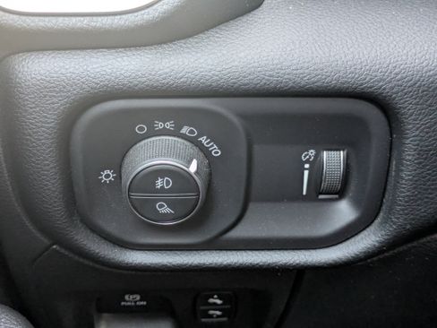 Used 2022 RAM 1500 Big Horn image 13