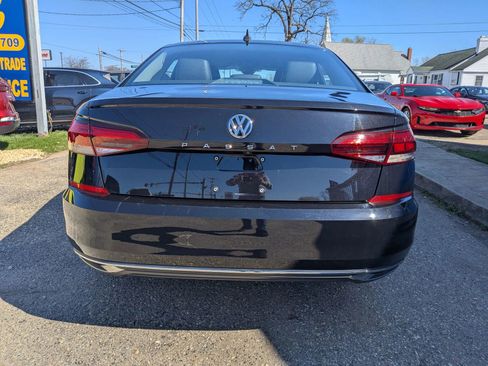 Used 2020 Volkswagen Passat 2.0T SE image 5
