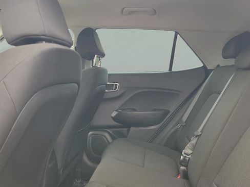 Certified 2023 Hyundai Venue SE image 10