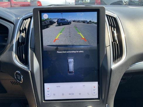 Used 2024 Ford Edge Titanium image 41