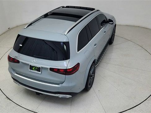 Used 2024 Mercedes-Benz GLS 450 4MATIC image 87