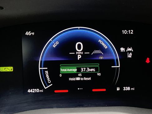 Used 2025 Toyota Camry LE image 13