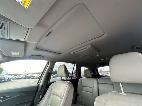 Used 2018 Honda Pilot Touring image 29