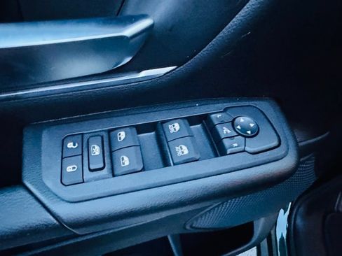 New 2026 RAM 1500 Big Horn w/ Night Edition AWD/4WD image 9