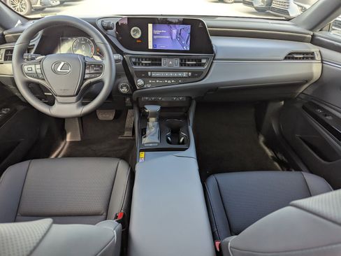 New 2025 Lexus ES 350 w/ Premium Package image 11