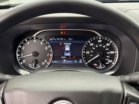 Used 2025 Nissan Frontier S image 19