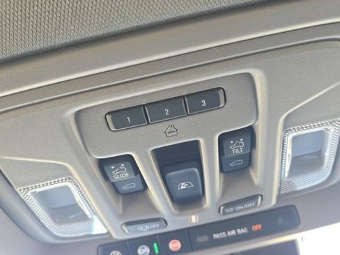 Used 2026 Chevrolet Silverado 2500 LTZ w/ LTZ Plus Package AWD/4WD image 43