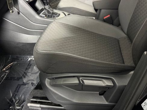 Used 2021 Volkswagen Tiguan S FWD image 20