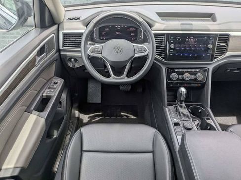 Certified 2023 Volkswagen Atlas SE AWD/4WD image 16