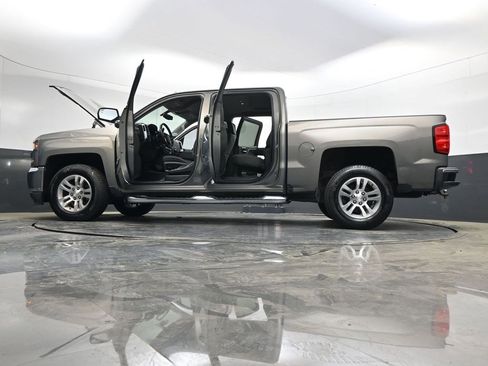 Used 2017 Chevrolet Silverado 1500 LT w/ All Star Edition image 40