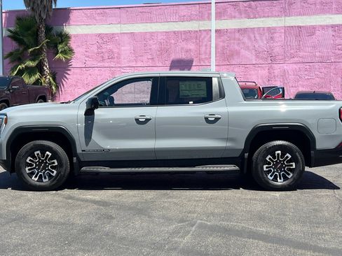 Used 2026 GMC Sierra EV Elevation AWD/4WD image 7