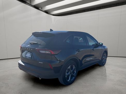 Used 2025 Ford Escape ST-Line image 5