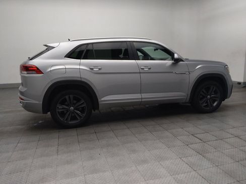 Used 2021 Volkswagen Atlas Cross Sport SE w/ Panoramic Sunroof Package FWD image 10