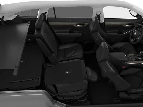 New 2026 Toyota Highlander Platinum AWD/4WD image 22