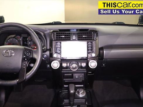 Used 2023 Toyota 4Runner 40th Anniversary SE AWD/4WD image 27