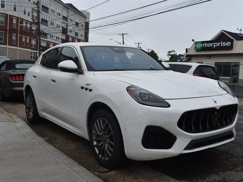 Used 2024 Maserati Grecale GT AWD/4WD image 4
