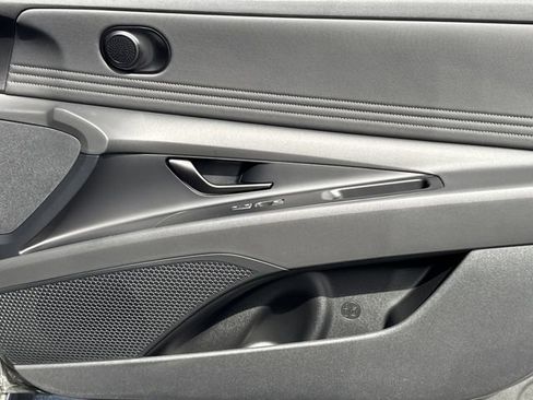 New 2026 Hyundai Elantra SEL Sport image 14