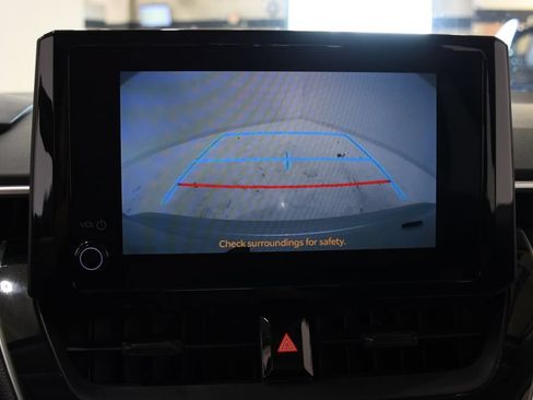 Used 2024 Toyota Corolla LE FWD image 18