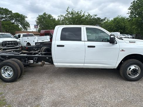 New 2026 RAM 3500 Tradesman w/ Chrome Appearance Group A image 4