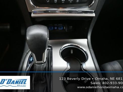 Used 2018 Jeep Grand Cherokee Altitude AWD/4WD image 31