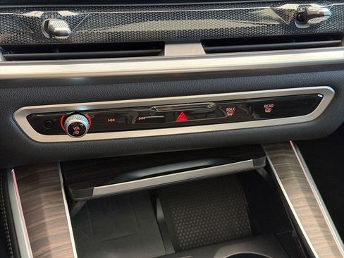 Certified 2024 BMW X5 xDrive40i w/ Premium Package AWD/4WD image 19