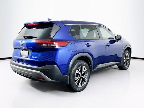 Used 2023 Nissan Rogue SV image 9