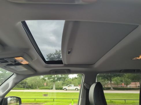 Used 2023 Toyota 4Runner Limited RWD image 22