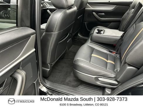 Certified 2025 MAZDA CX-70 Plug-In Hybrid w/ Premium Plus AWD/4WD image 21