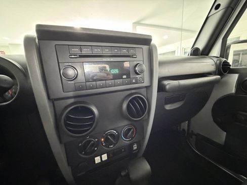 Used 2009 Jeep Wrangler X AWD/4WD image 25