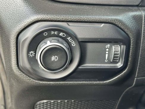 Certified 2023 Jeep Wrangler Willys image 27