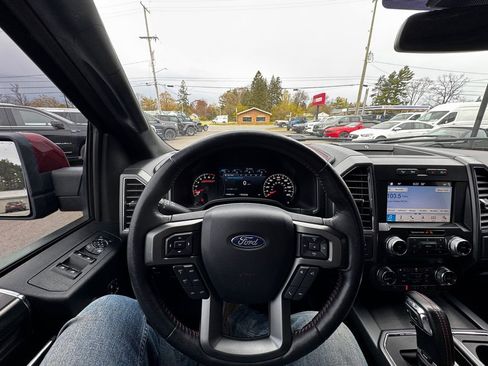 Used 2019 Ford F150 Lariat w/ Equipment Group 502A Luxury AWD/4WD image 13