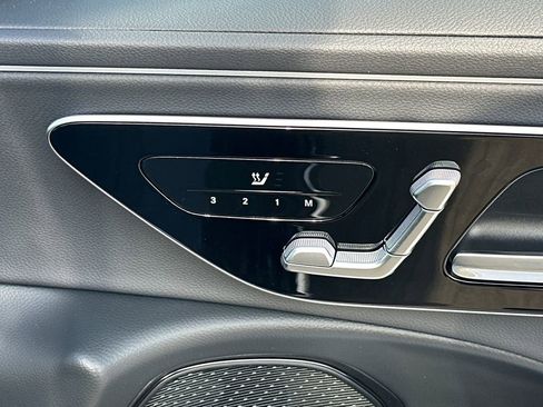 New 2026 Mercedes-Benz E 350 4MATIC Sedan image 16