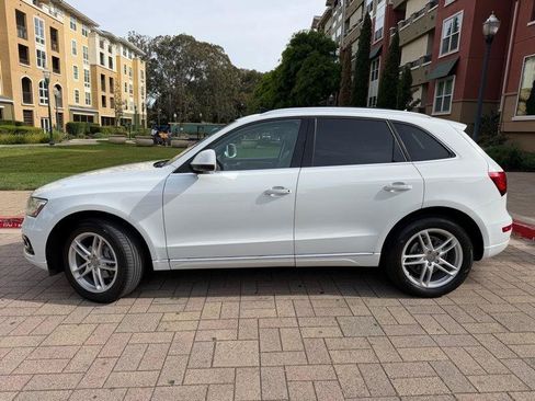 Used 2015 Audi Q5 2.0T Premium Plus w/ Technology Package AWD/4WD image 4