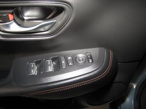 Certified 2026 Honda HR-V Sport image 10