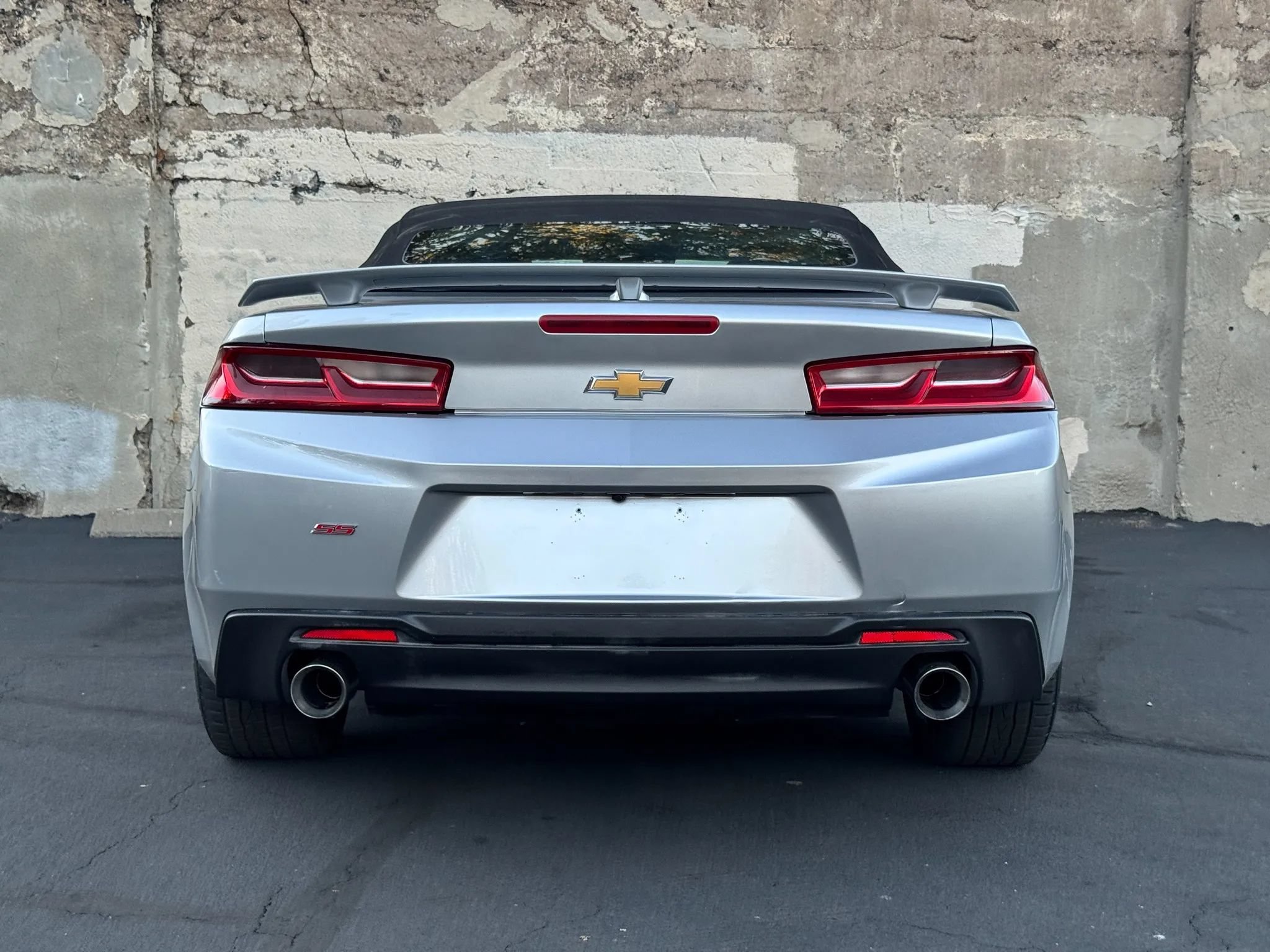 Used 2017 Chevrolet Camaro SS RWD image 7