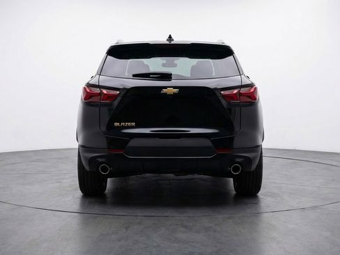 Used 2025 Chevrolet Blazer LT FWD image 7