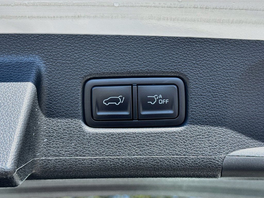 Used 2025 Kia Telluride S FWD image 36