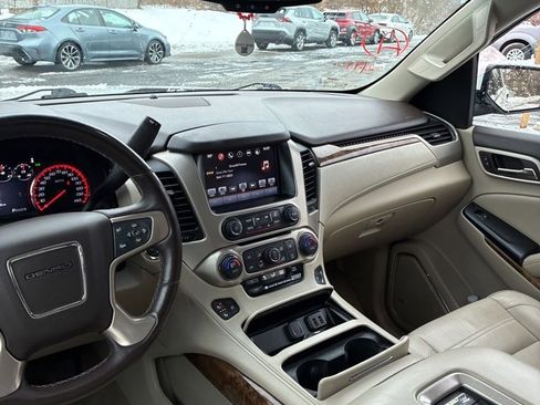 Used 2016 GMC Yukon XL Denali w/ Open Road Package image 7