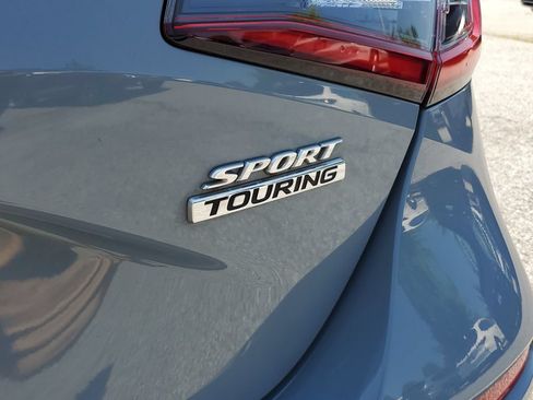 Used 2023 Honda Civic Sport Touring image 9