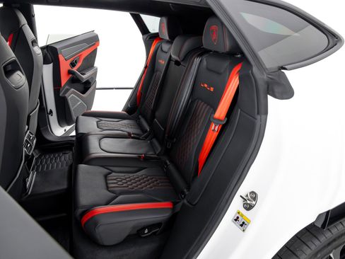 Used 2024 Lamborghini Urus S image 45