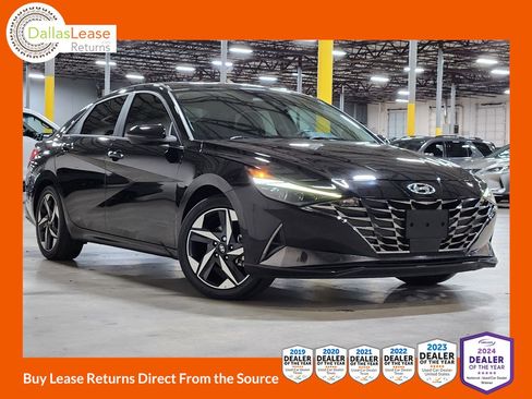 Used 2023 Hyundai Elantra Limited w/ Cargo Package image 1