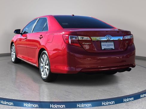 Used 2014 Toyota Camry XLE w/ Convenience Package image 8