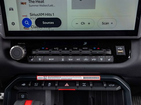 Used 2025 Toyota Tundra TRD Pro image 27