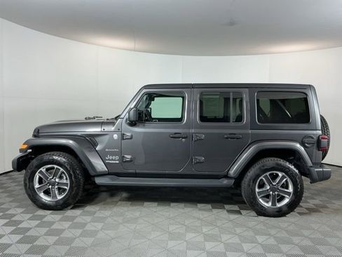 Used 2020 Jeep Wrangler Unlimited Sahara w/ Uconnect 4C Nav & Sound Group image 8